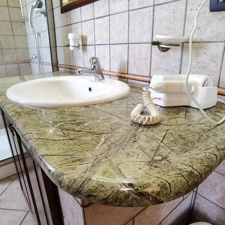 Nocleg ze śniadaniem Le Grotte 3*