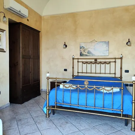 فندق مبيت وإفطار Le Grotte ريبوسْتو