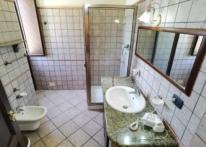 Le Grotte ריפוסטו