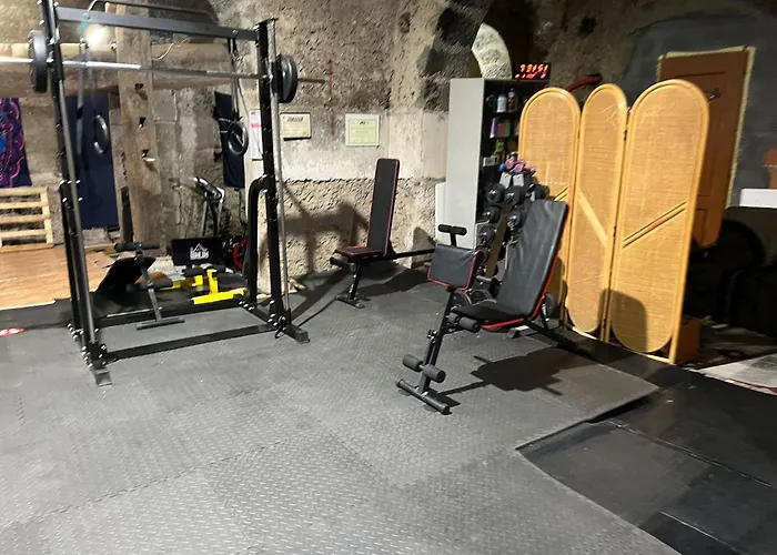 Le Grotte לינה וארוחת בוקר ריפוסטו