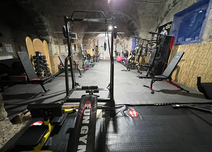 Le Grotte 3* ריפוסטו